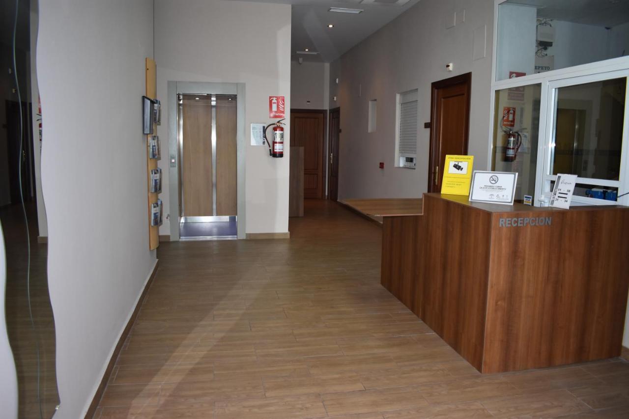 סביליה Hostal Alamare מראה חיצוני תמונה
