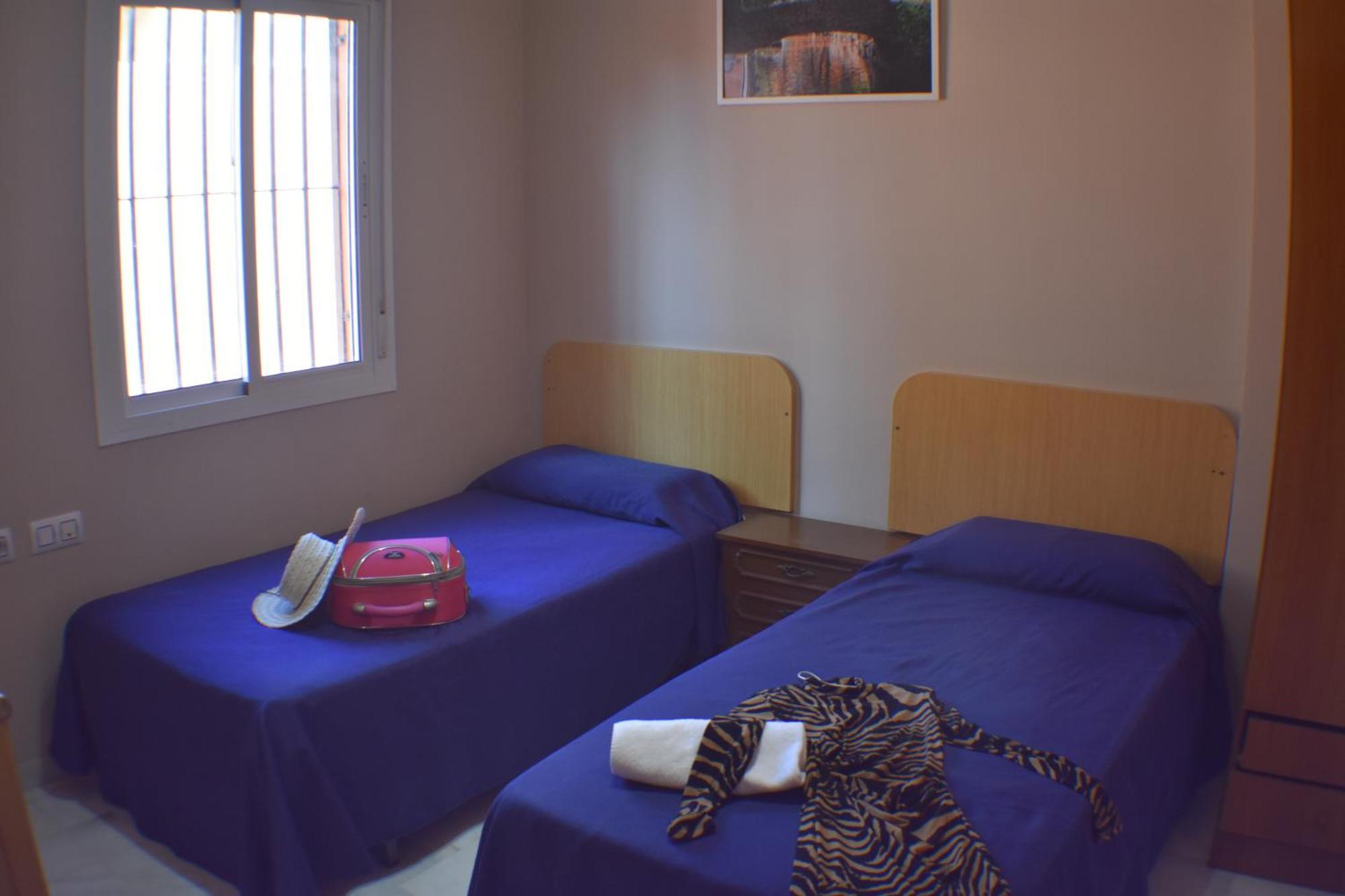 סביליה Hostal Alamare מראה חיצוני תמונה