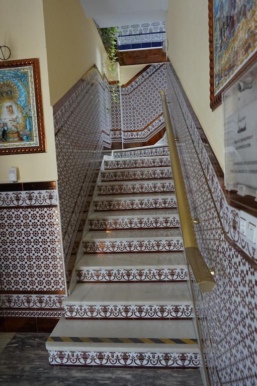 סביליה Hostal Alamare מראה חיצוני תמונה